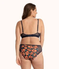 The Busty Bralette: Poppy Floral 7 The Busty Bralette: Poppy Floral -Wear Lively Shop 3 on model back busty bralette print poppy floral a6f1c257 6225 404c 8e44 d74f0fb51dbe