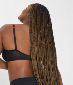 The All-Day T-Shirt Bra: Jet Black -Wear Lively Shop 4 on model back all day t shirt bra jet black