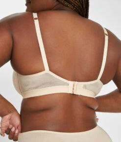The All-Day T-Shirt Bra: Toasted Almond 15 The All-Day T-Shirt Bra: Toasted Almond -Wear Lively Shop 4 on model back all day t shirt bra toasted almond