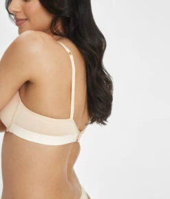 The All-Day No-Wire Push-Up: Toasted Almond -Wear Lively Shop 4 on model front3 all day no wire push up toasted almond